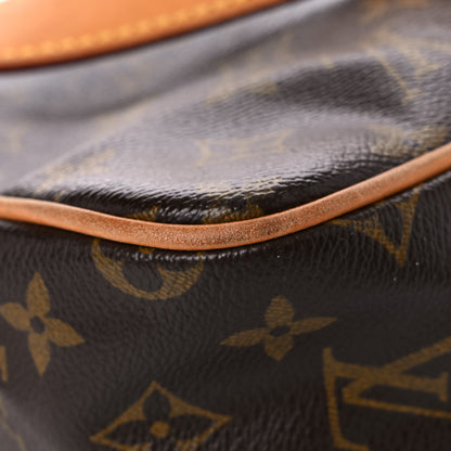 Louis Vuitton Monogram Hudson PM 9 of 25