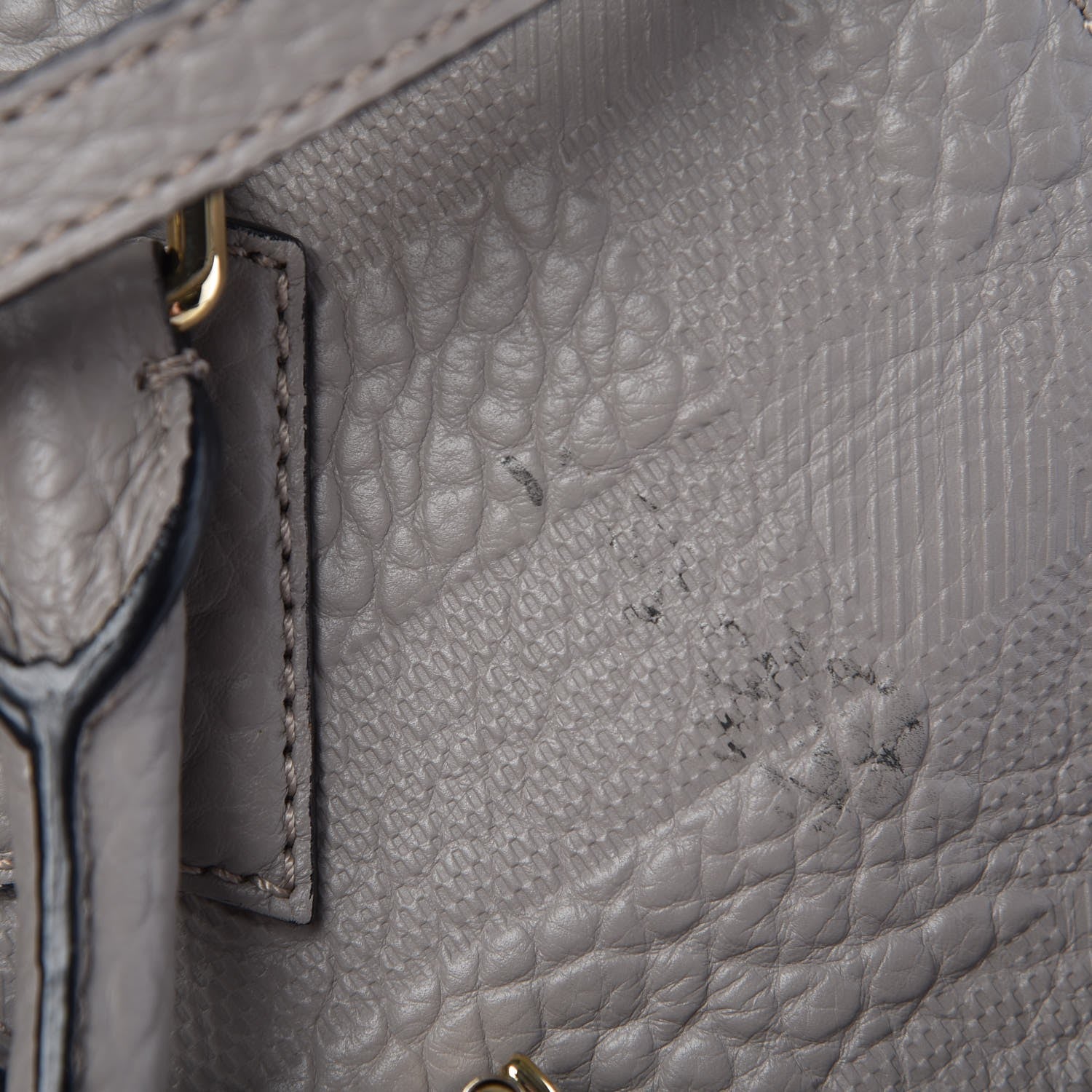 Burberry Heritage Grain Check Embossed Small Orchard Bowling Bag Pale Grey 11 of 17