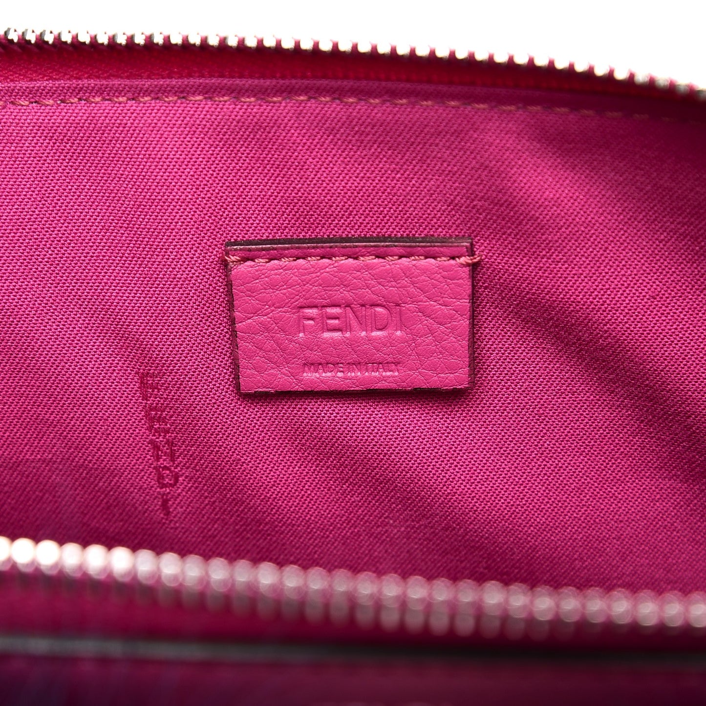 Vitello Dolce Fox Fur Monster Eyes Mini 2Jours Pouch Magenta