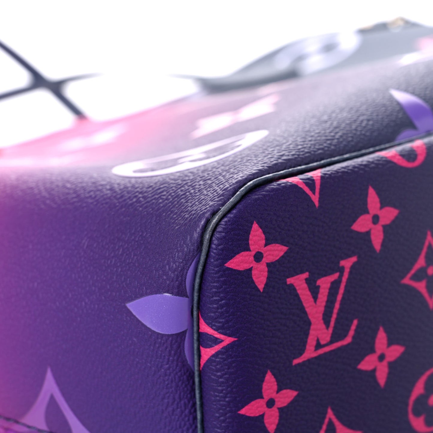 Monogram Giant Spring In The City Neverfull MM Midnight Fuchsia