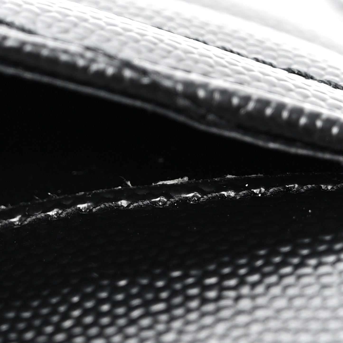 SAINT LAURENT Grain De Poudre Matelasse Chevron Monogram Compact Wallet Black