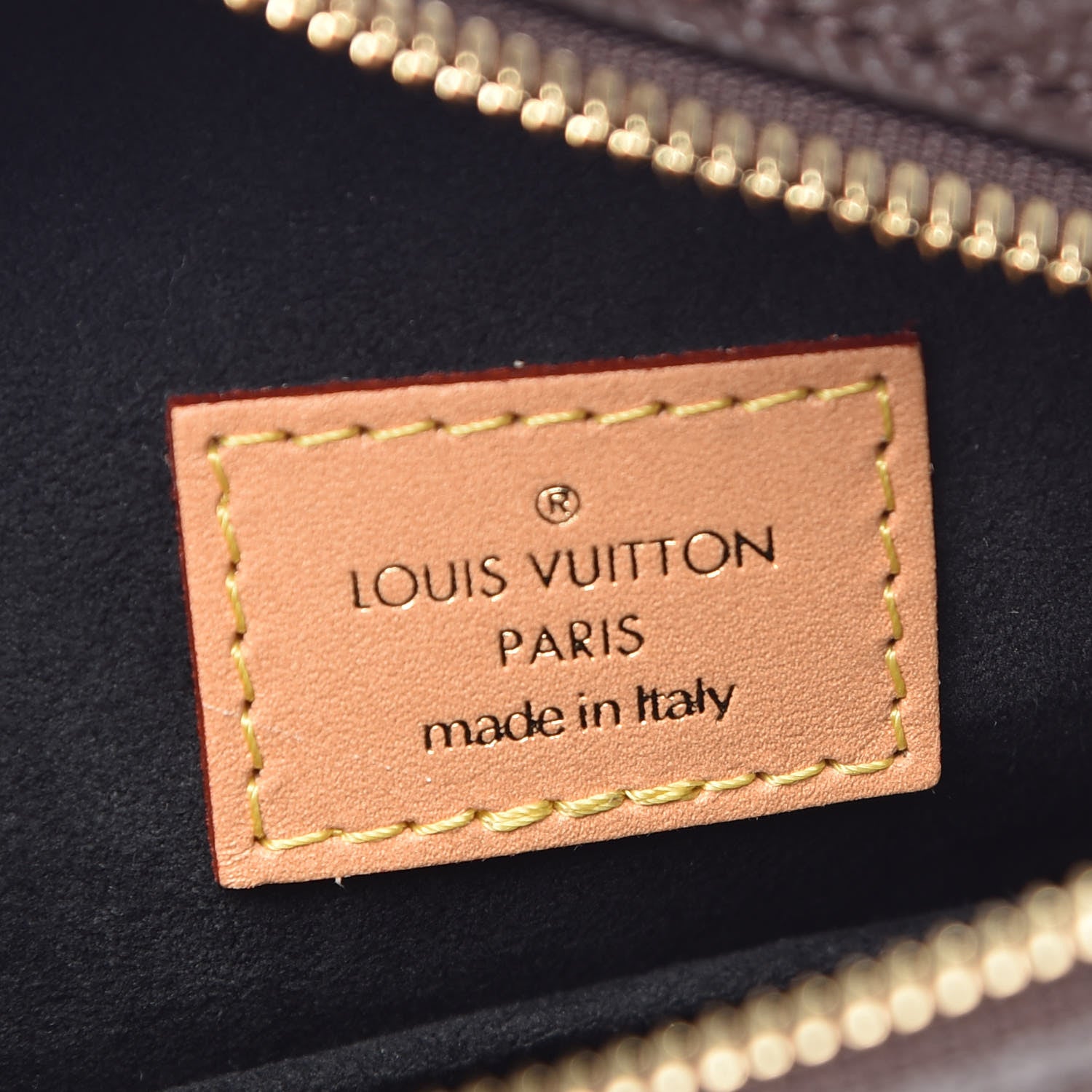 Louis Vuitton Reverse Monogram Giant Boite Chapeau Souple 8 of 10