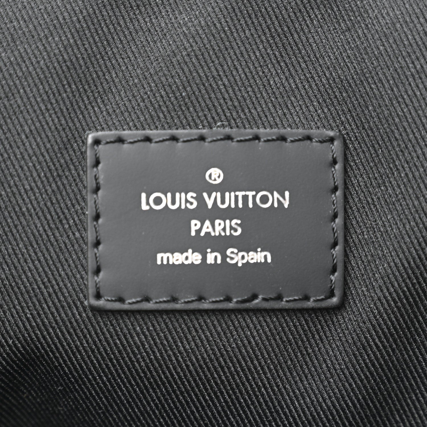 Louis Vuitton Monogram Eclipse District MM 6 of 11