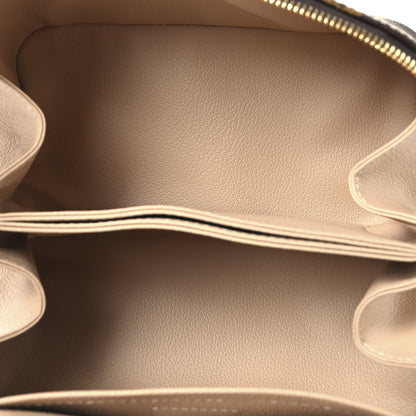 Louis Vuitton Monogram Toiletry Bag 5 of 6