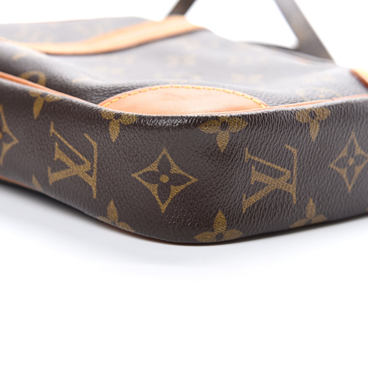 Monogram Danube 21