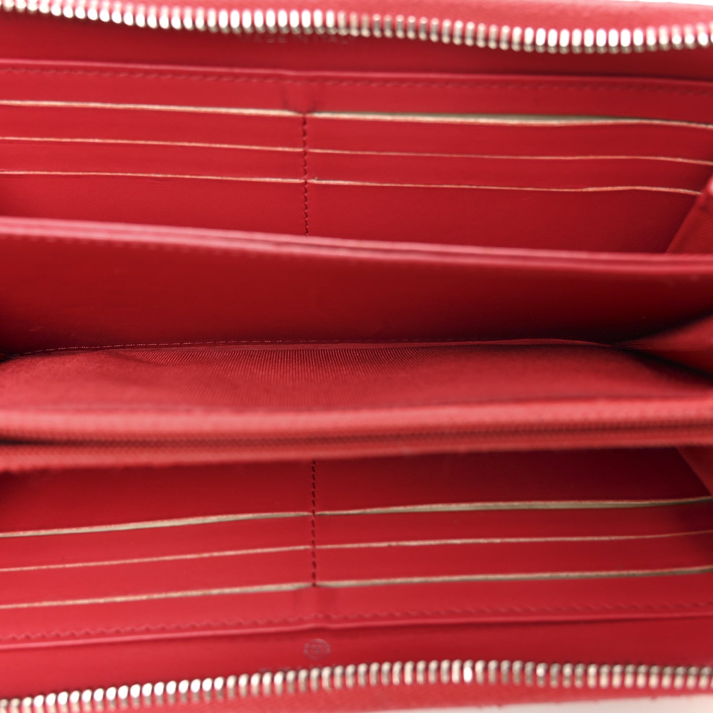 Caviar Quilted Large Gusset Zip Around Wallet Fuchsia