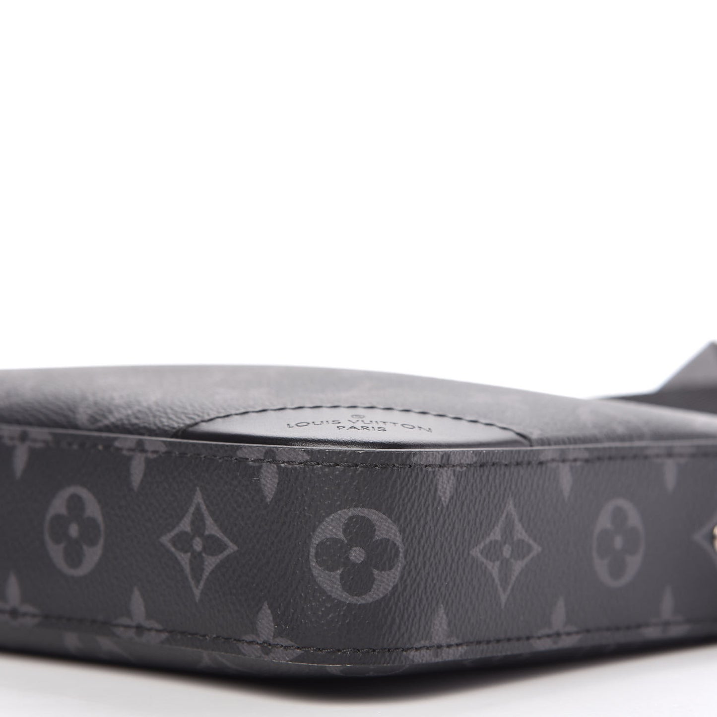 Reverse Monogram Eclipse Trio Messenger Large Pochette