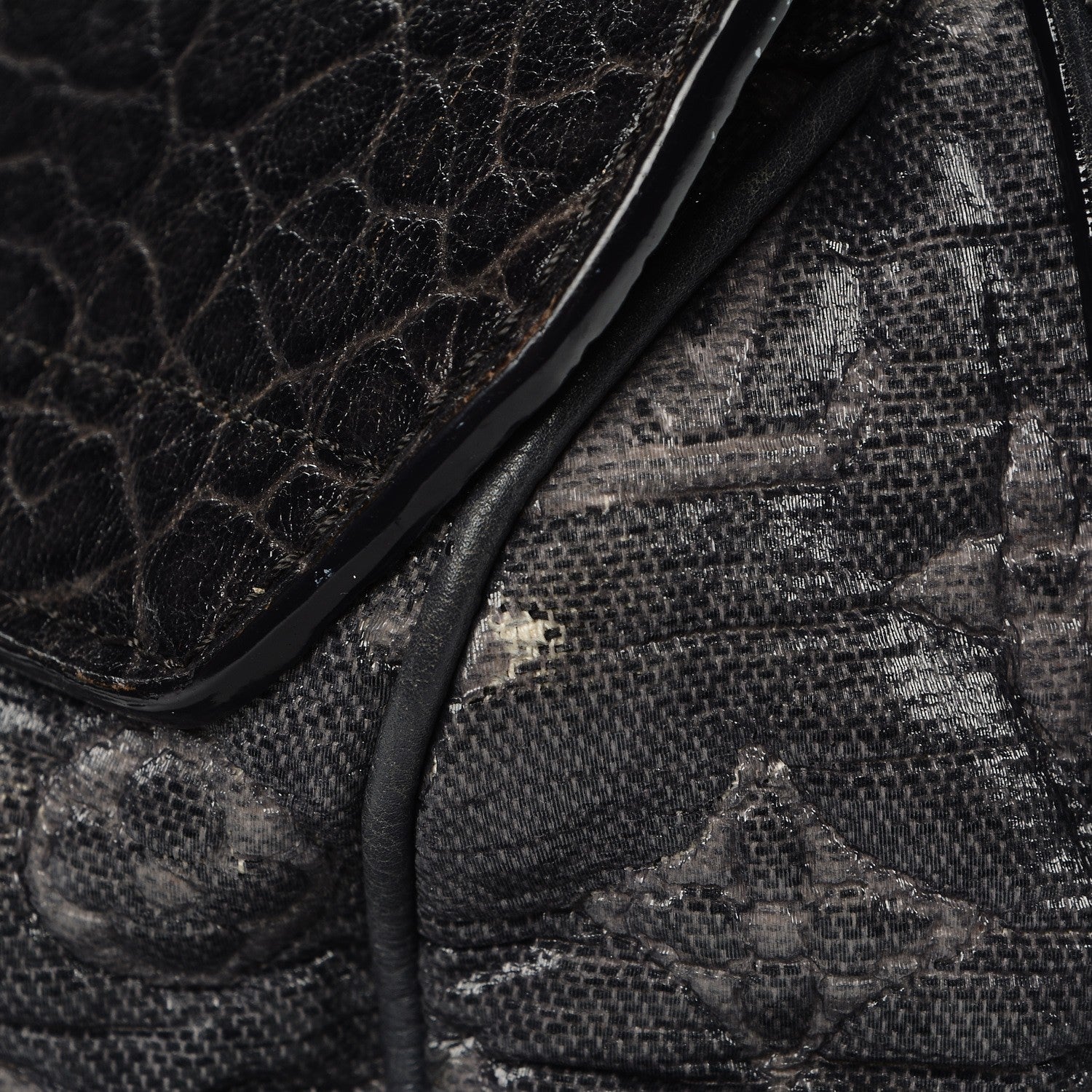 Louis Vuitton Volupte Beaute Gris 12 of 13