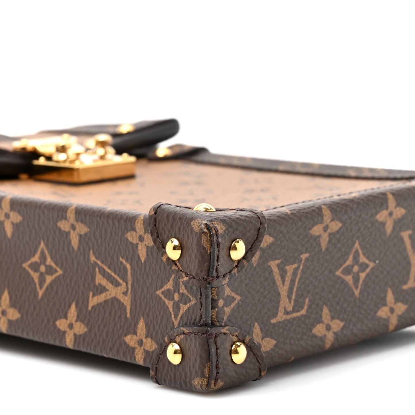 Reverse Monogram Pochette Trunk Verticale