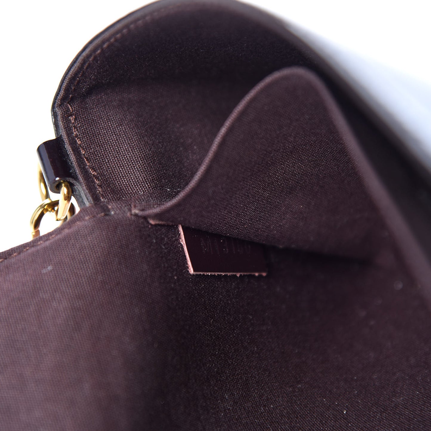 Vernis Pochette Felicie Chain Wallet Amarante