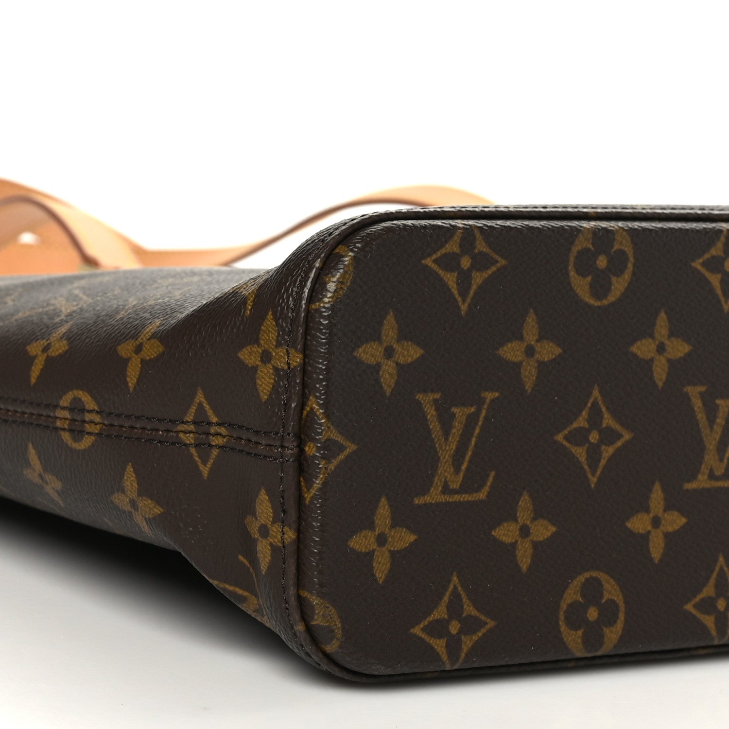 Louis Vuitton Monogram Luco 7 of 8