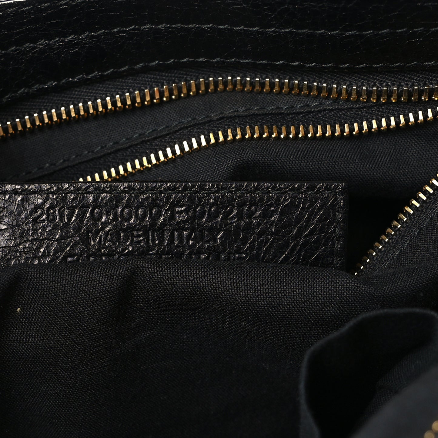 Agneau Giant 12 Gold Hardware City Black