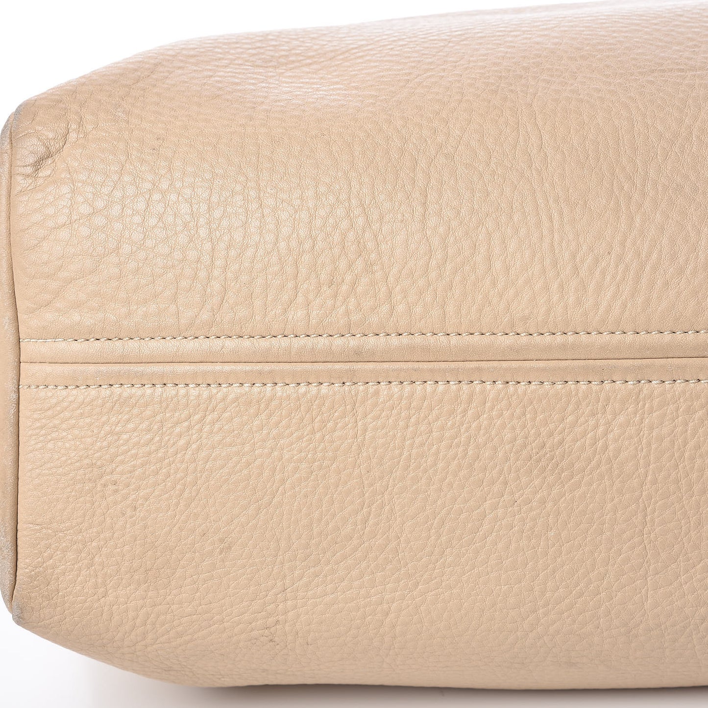 Vitello Daino Shopping Tote Cammeo