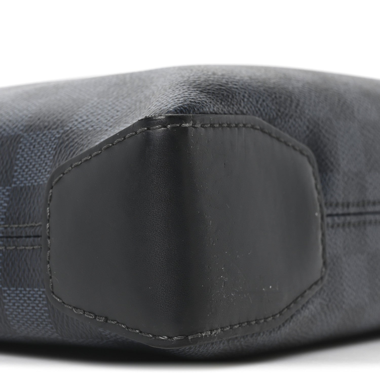 Louis Vuitton Damier Graphite Oliver Briefcase 8 of 9