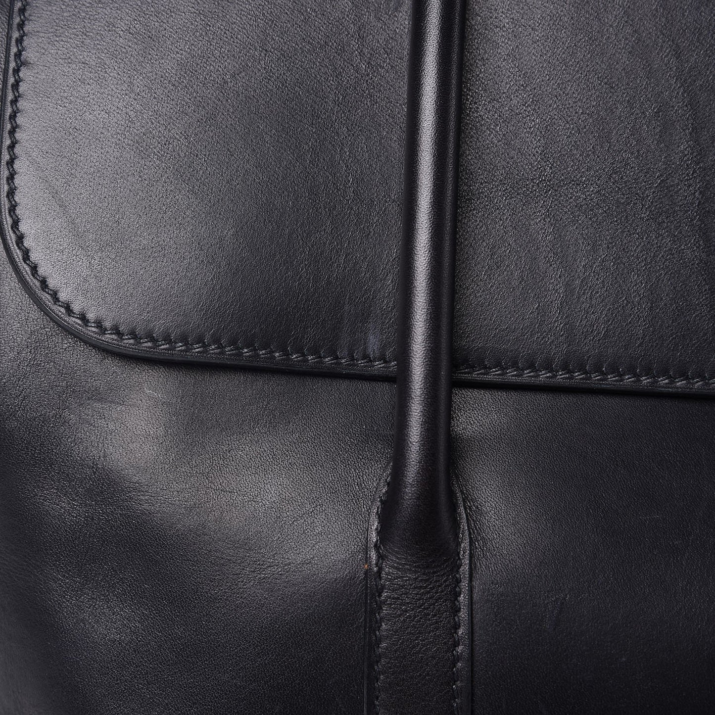 Swift Initiale Black