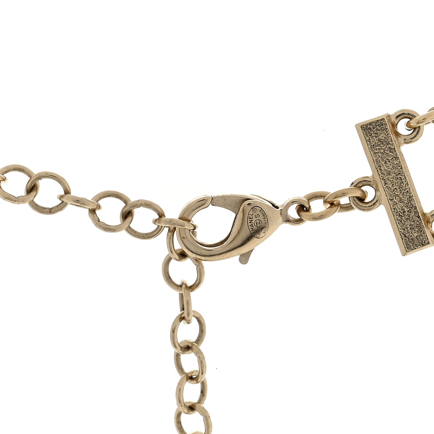 Metal Crystal Logo Choker Necklace Gold