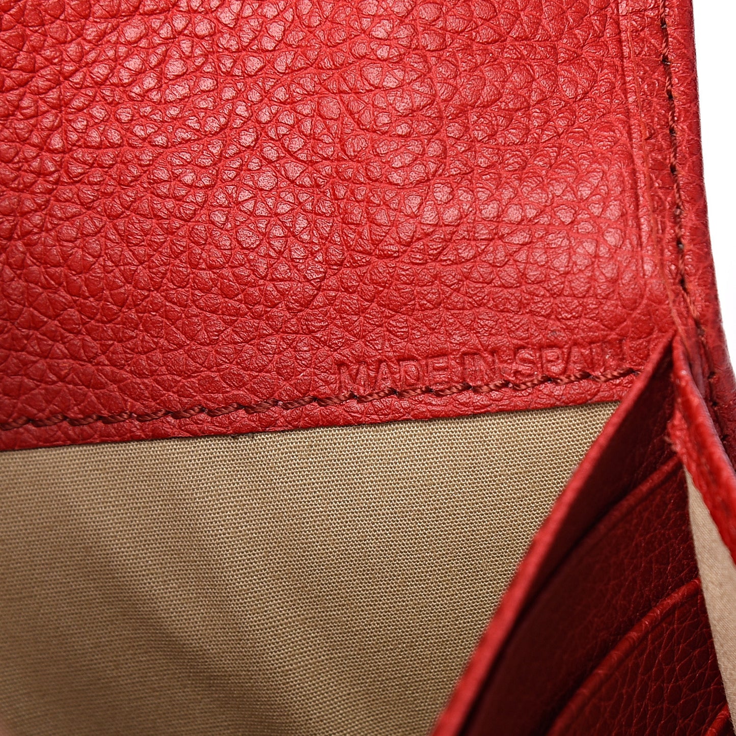 Grained Calfskin Paraty Continental Wallet Red