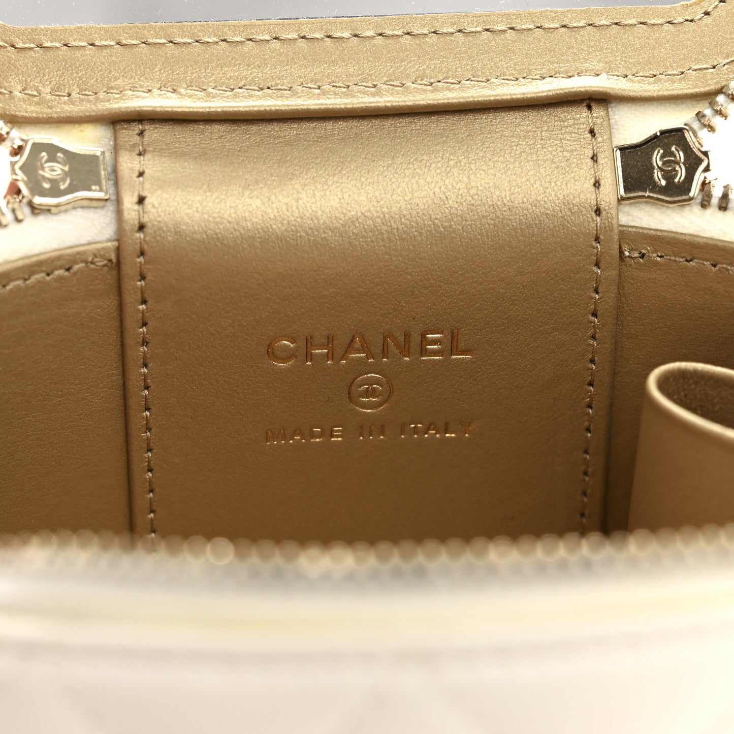 Lambskin Quilted Enamel Pearl Crush Mini Vanity Case With Chain White