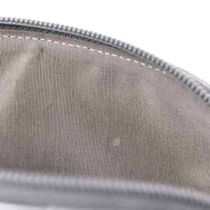 Chanel Metallic Aged Calfskin Quilted Palette Cosmetic Case Silver 12 of 15