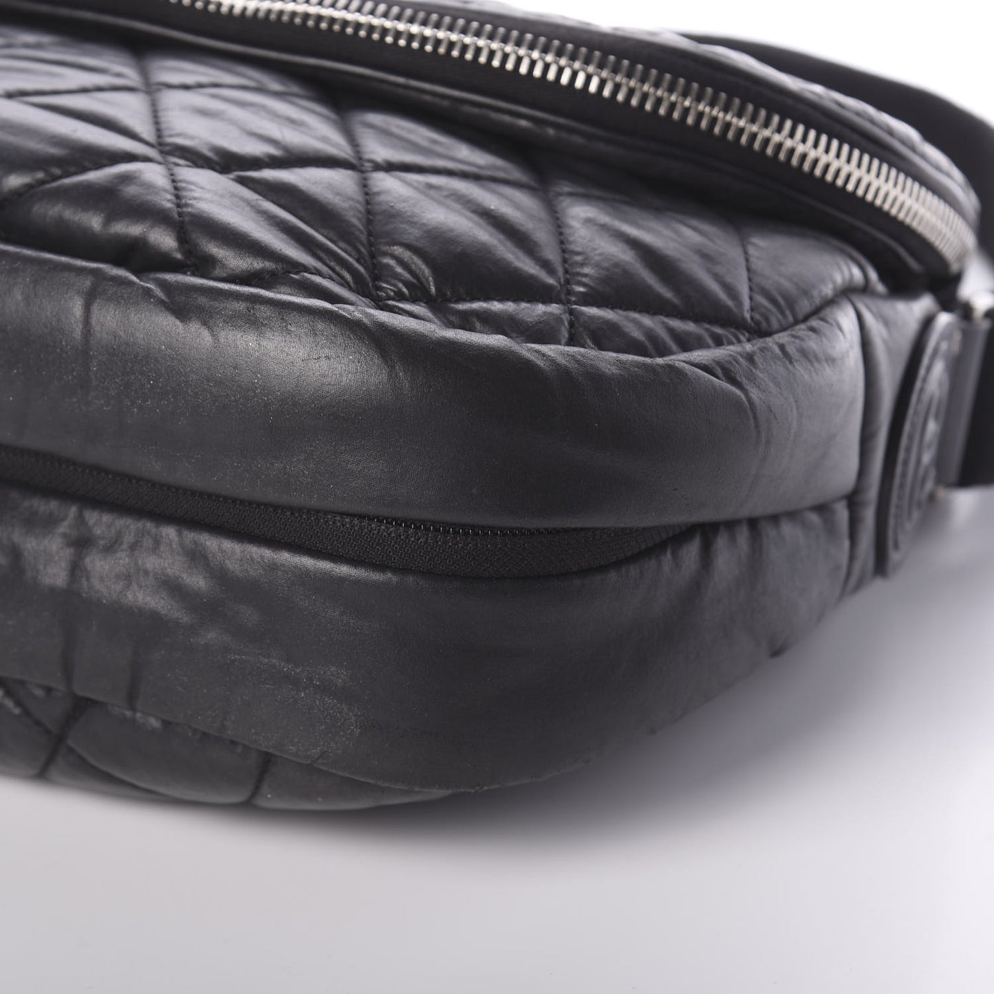 Aged Calfskin Quilted Expandable Messenger Black