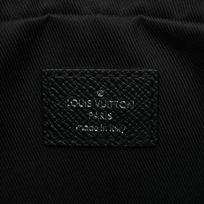 Louis Vuitton Taiga Monogram Outdoor Bumbag Black 6 of 9