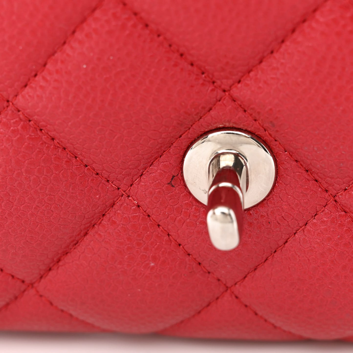 Caviar Quilted Clutch With Chain Flap Red