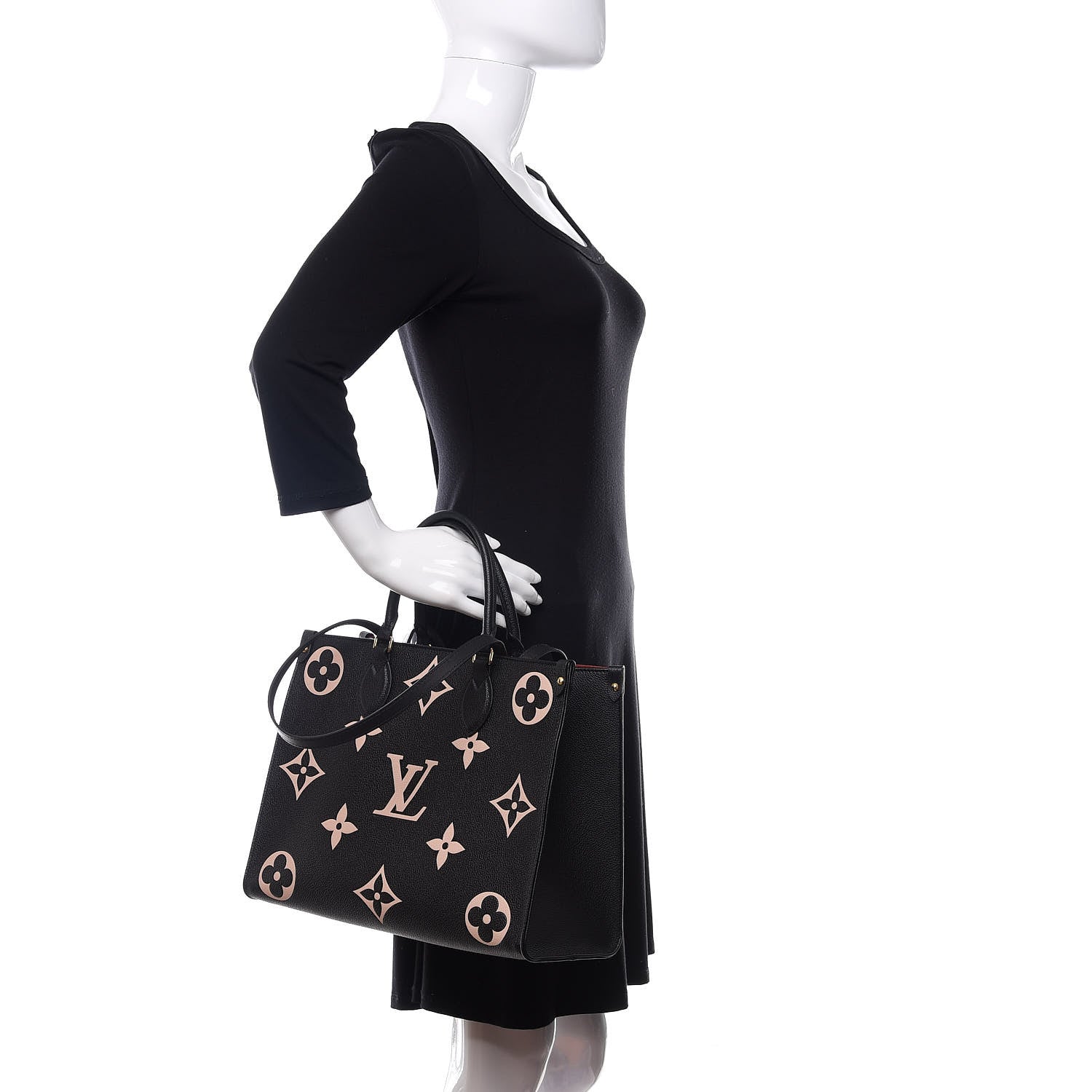 Louis Vuitton Empreinte Monogram Giant Onthego MM Black Beige 3 of 11