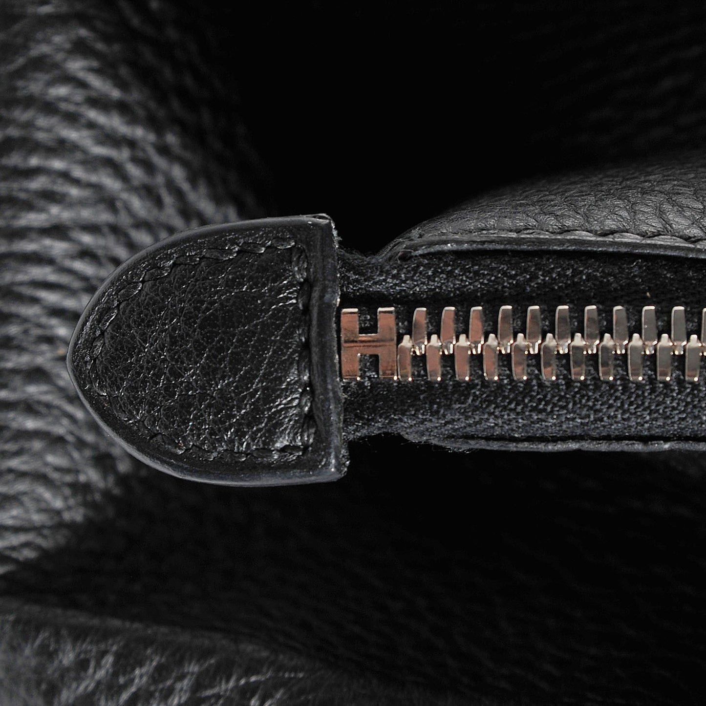 Togo Paris Bombay 40 Black
