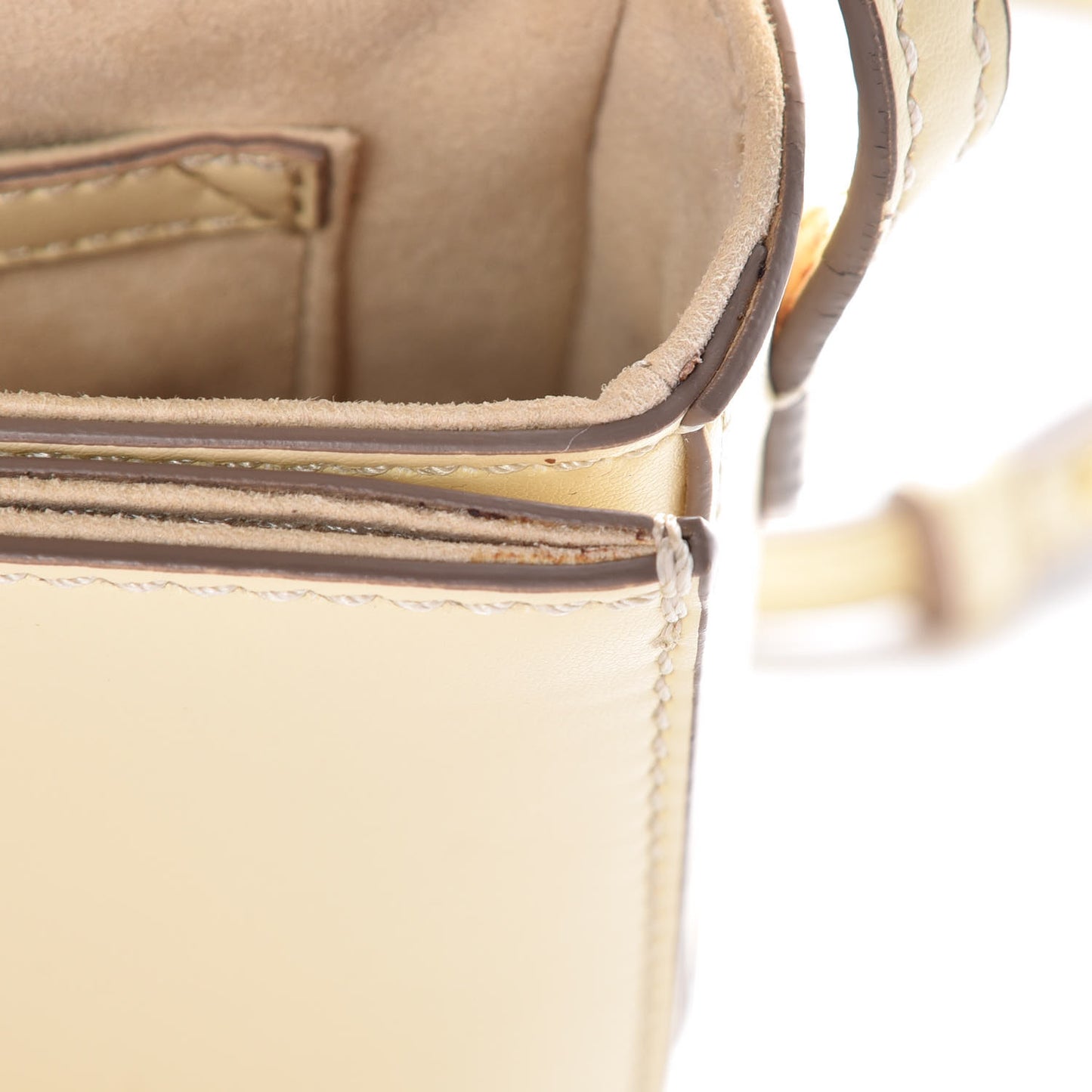 Eco Alter Nappa Ciel Shoulder Bag Ivory