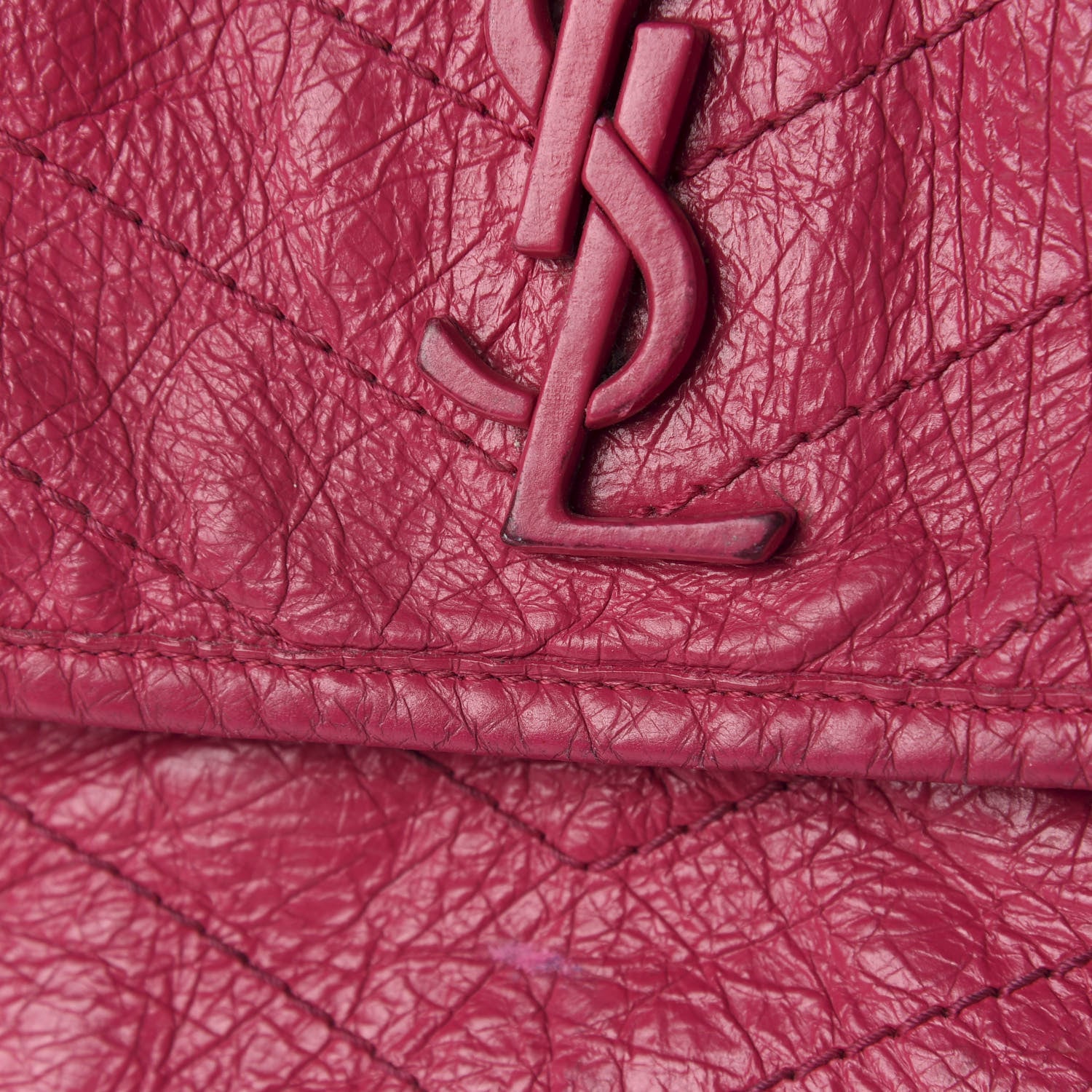 Saint Laurent Crinkled Calfskin Matelasse Monogram Medium Niki Chain Satchel Freesia 18 of 21