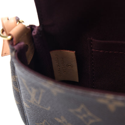 Louis Vuitton Monogram Favorite PM 9 of 12