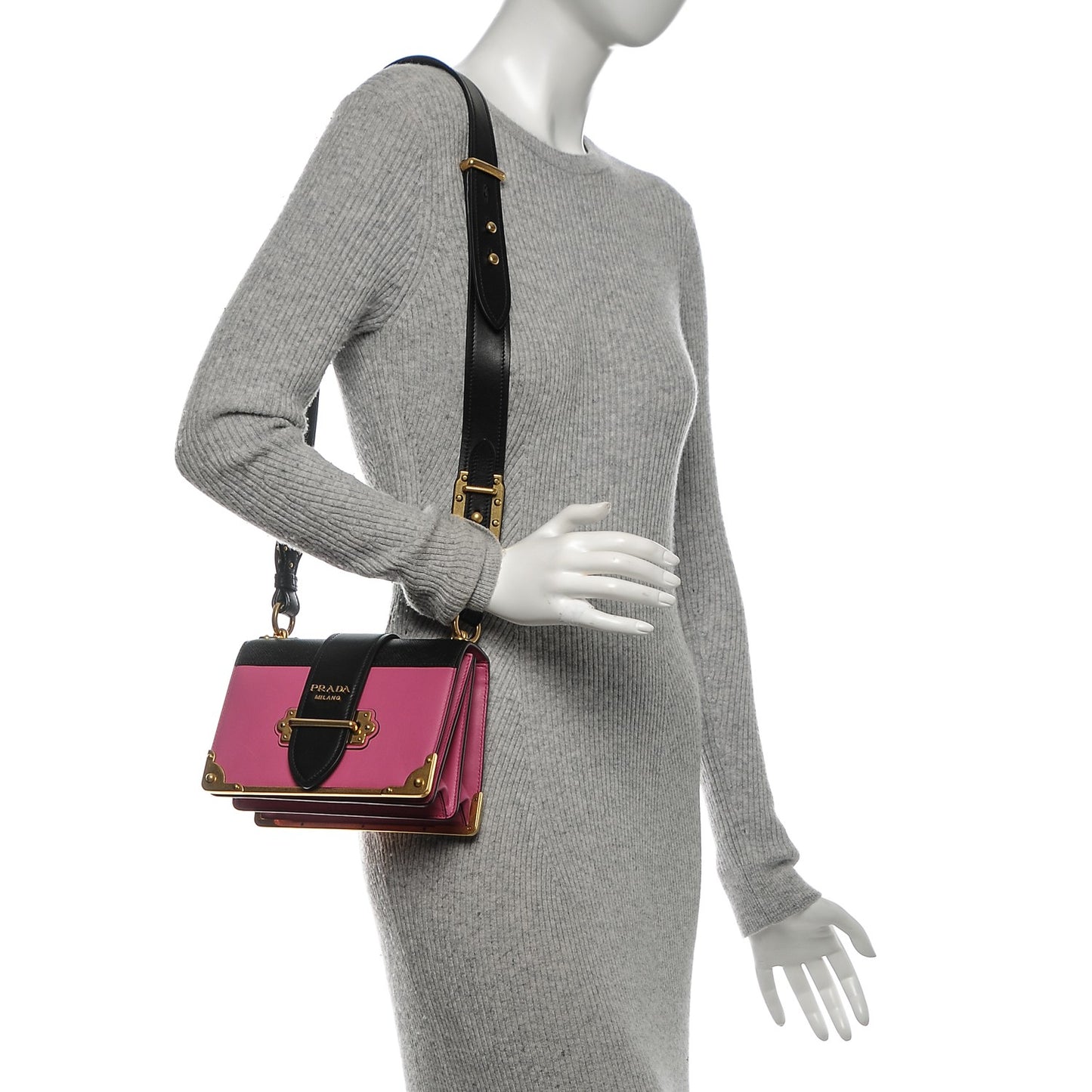 City Calf Saffiano Cahier Bag Fuxia Black