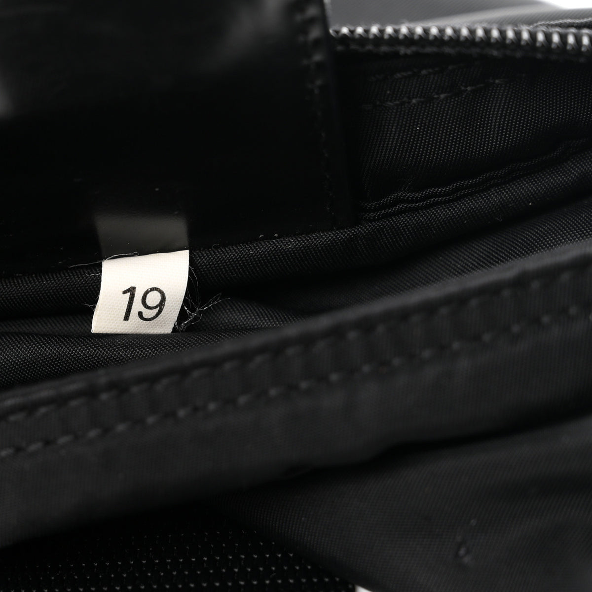 Nylon Vela Flat Messenger Bag Black
