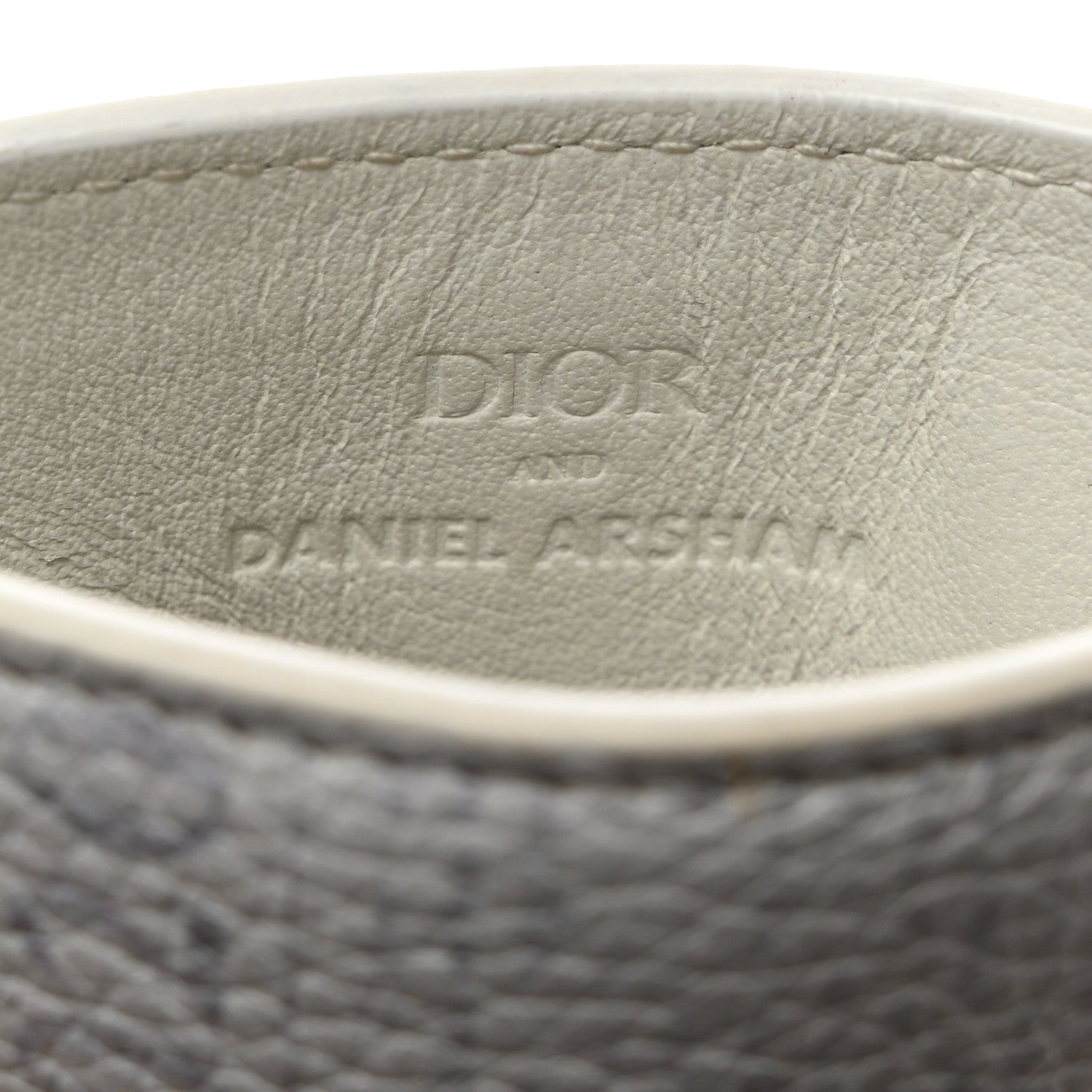 Christian Dior X DANIEL ARSHAM Grained Calfskin Newspaper Phone Holder White 6 of 10