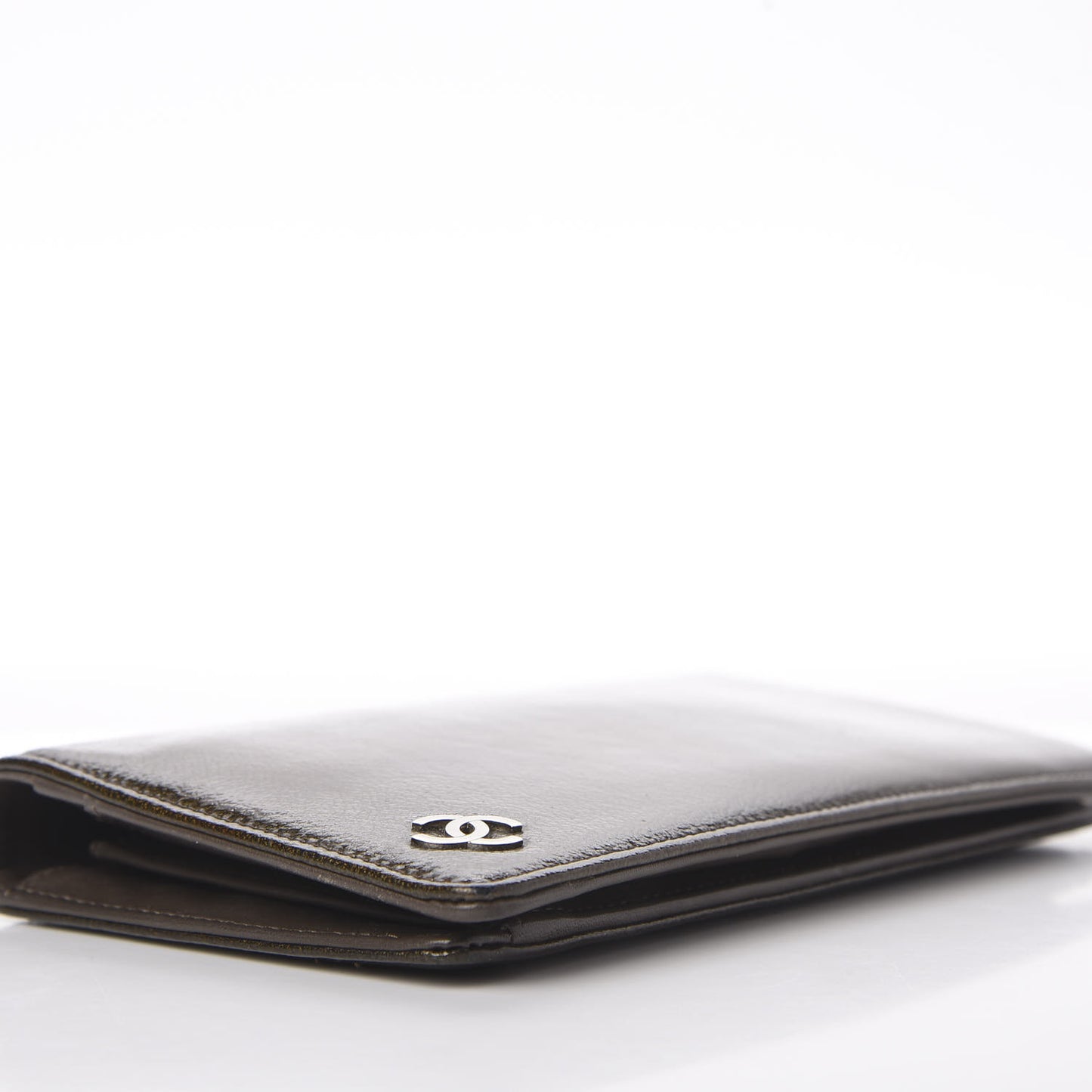 Grained Patent CC Yen Wallet Brown