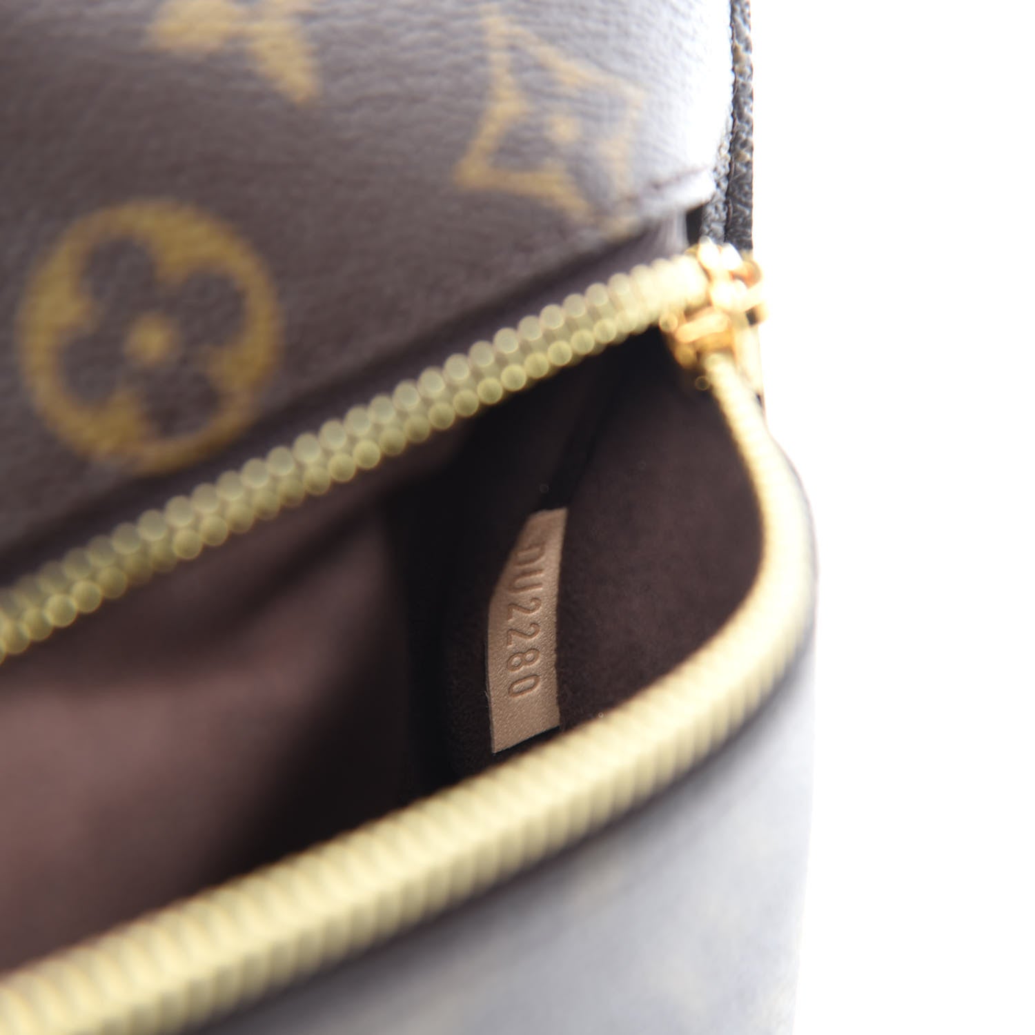 Louis Vuitton Monogram Pochette Metis 9 of 11