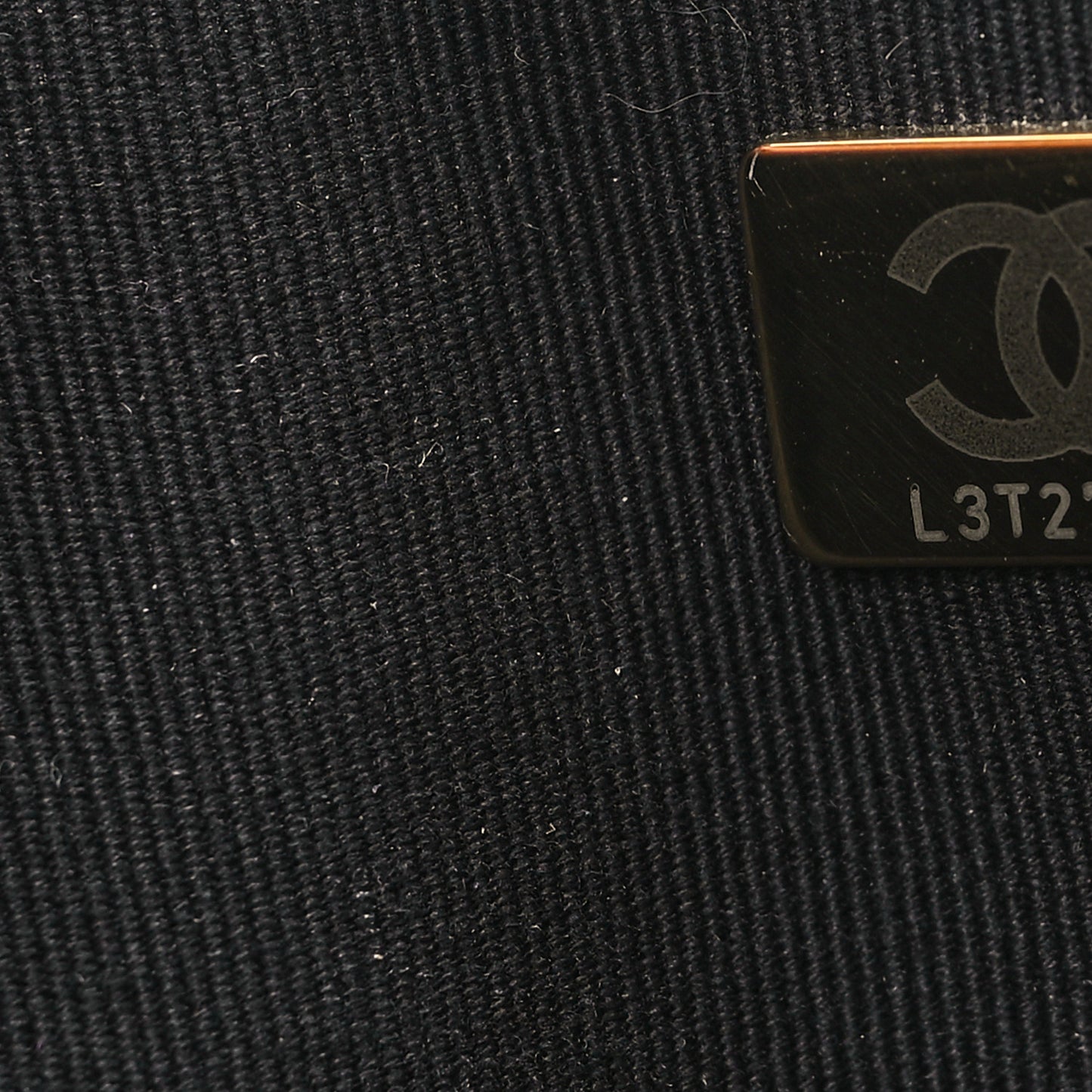 Caviar Quilted XXL Travel Flap Bag Black