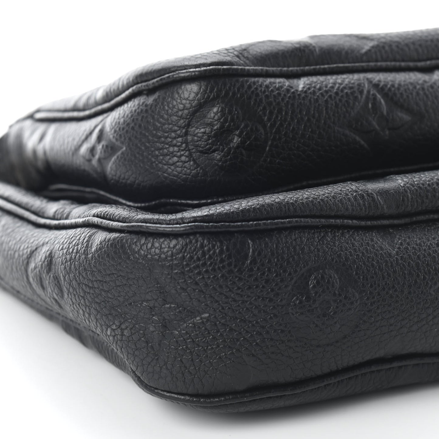 Empreinte Monogram Giant Multi Pochette Accessories Black