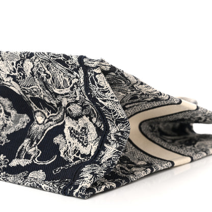 Christian Dior Canvas Embroidered Large Dioriviera Toile De Jouy Reverse Book Tote Blue 10 of 13