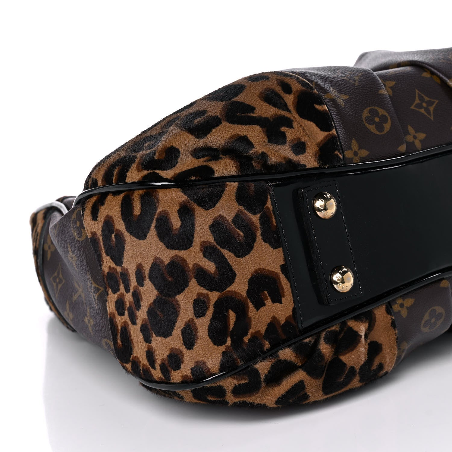 Louis Vuitton Monogram Leopard Polly 8 of 11