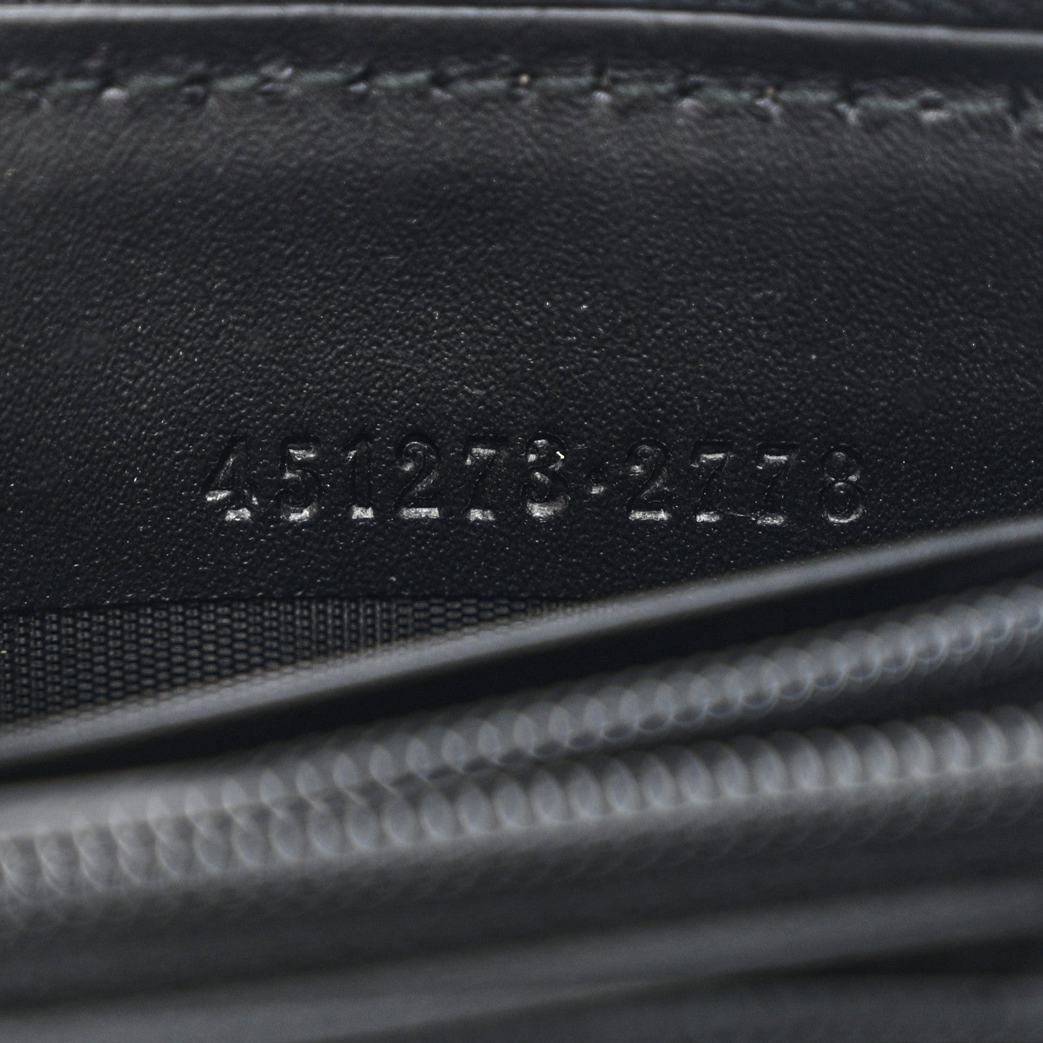 Gucci GG Supreme Monogram Bee Zip Around Wallet 7 of 8