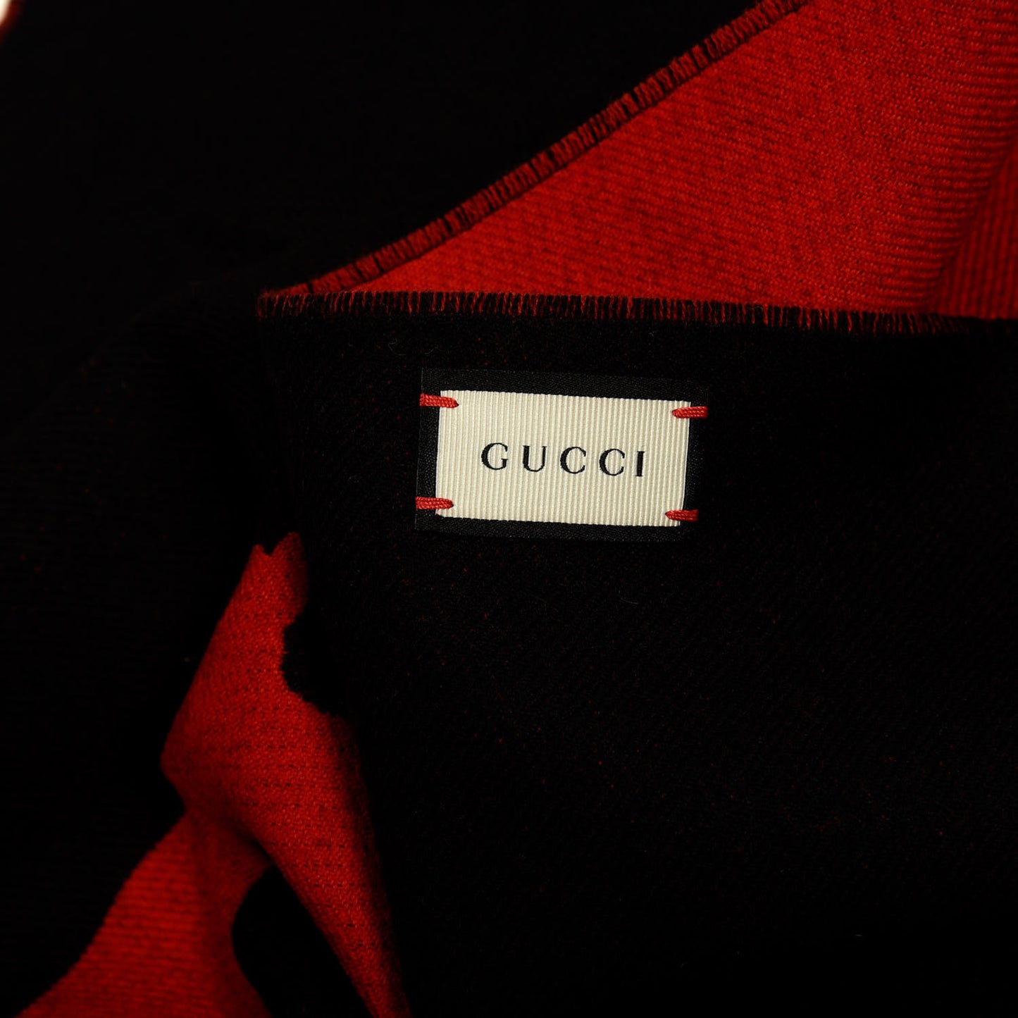 Wool Bat Scarf Black Red