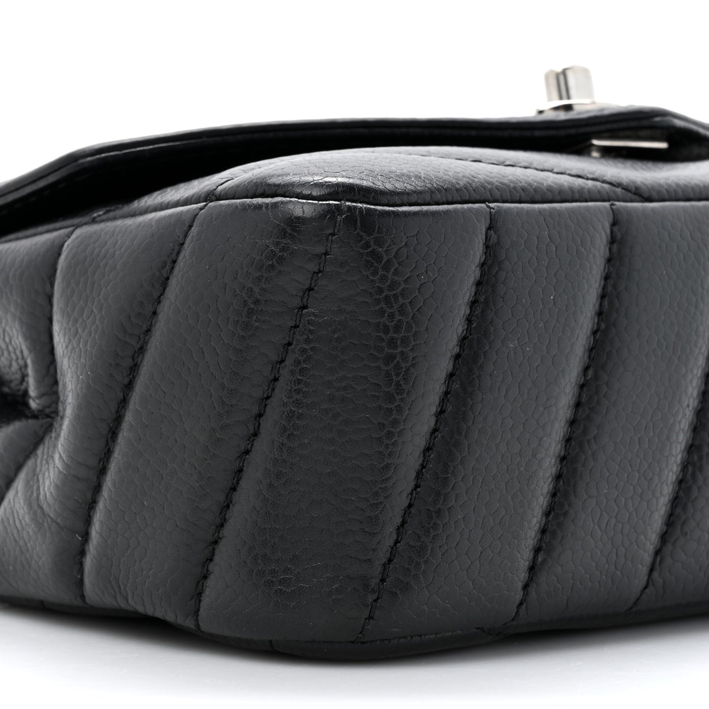 Caviar Chevron Quilted Small Single Flap Black