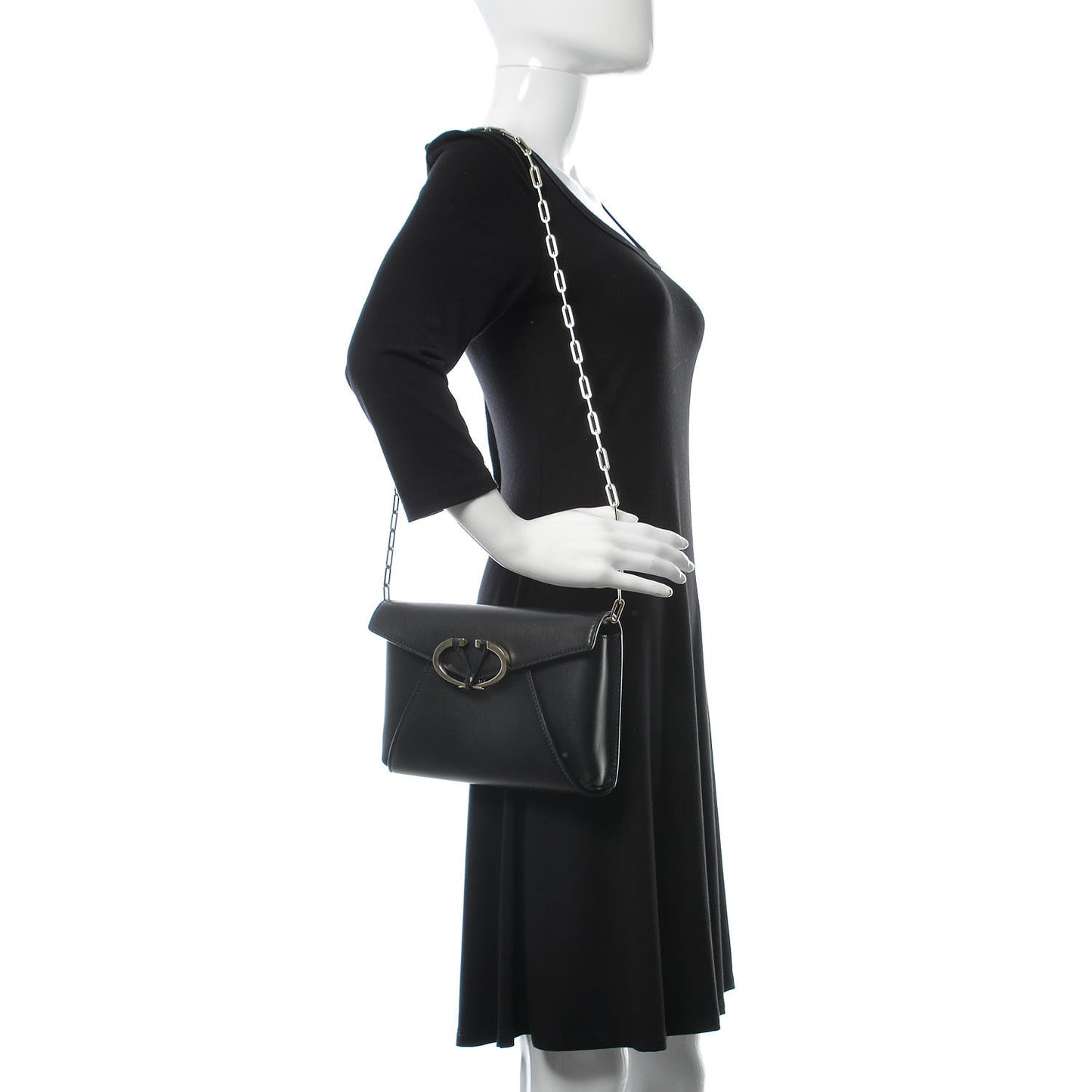 Calfskin V Rivet Chain Clutch Black