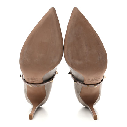 Valentino Garavani Metallic Pebbled Calfskin Rockstud Studwrap Strap 105mm Pumps 39.5 Skin Poudre 5 of 8