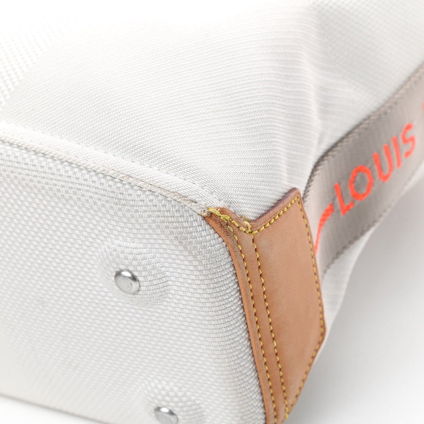 Damier Geant Americas Cup Volunteer Bag White