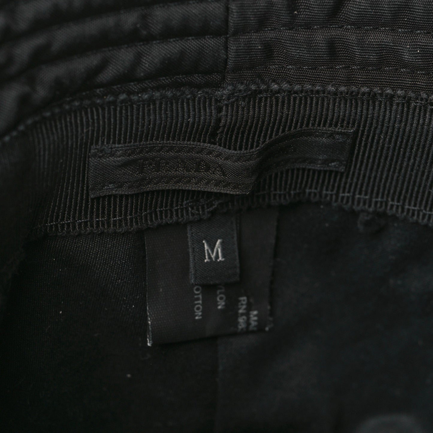 Re-Nylon Bucket Hat M Black