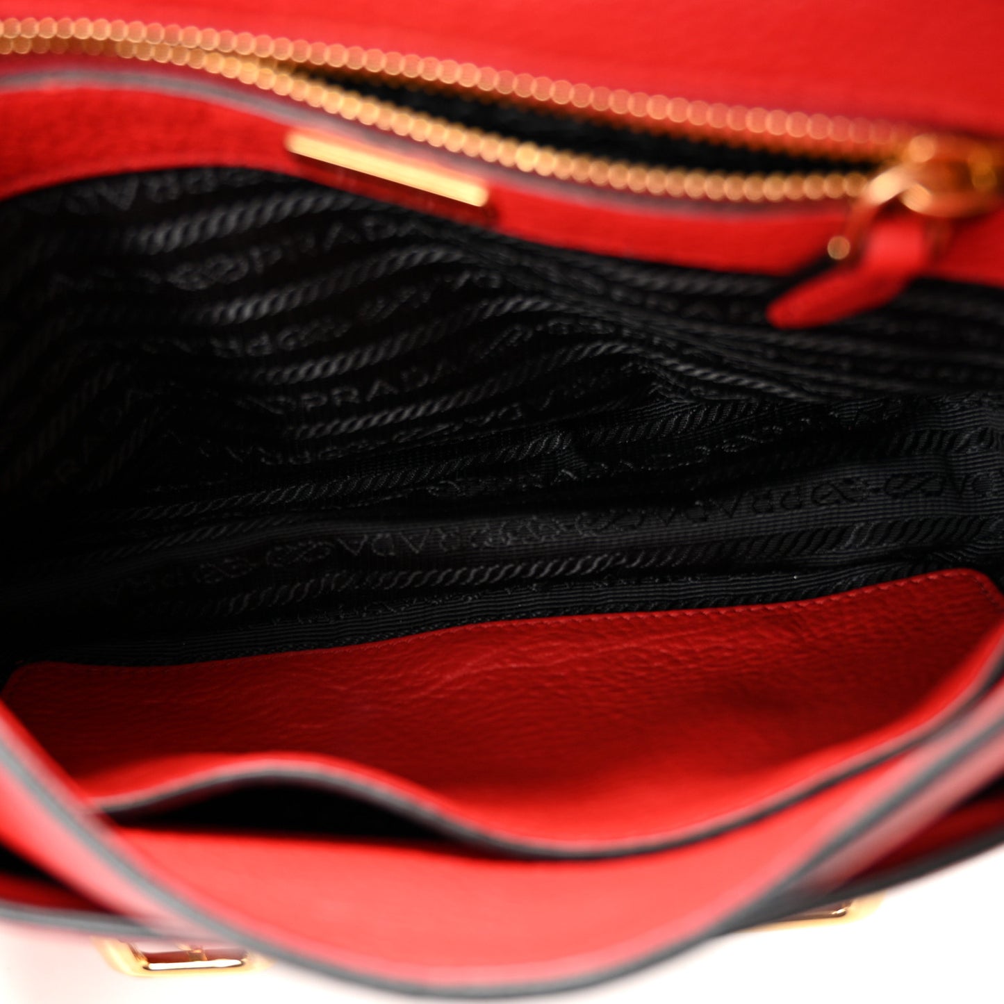Vitello Daino Double Buckle Messenger Bag Rosso