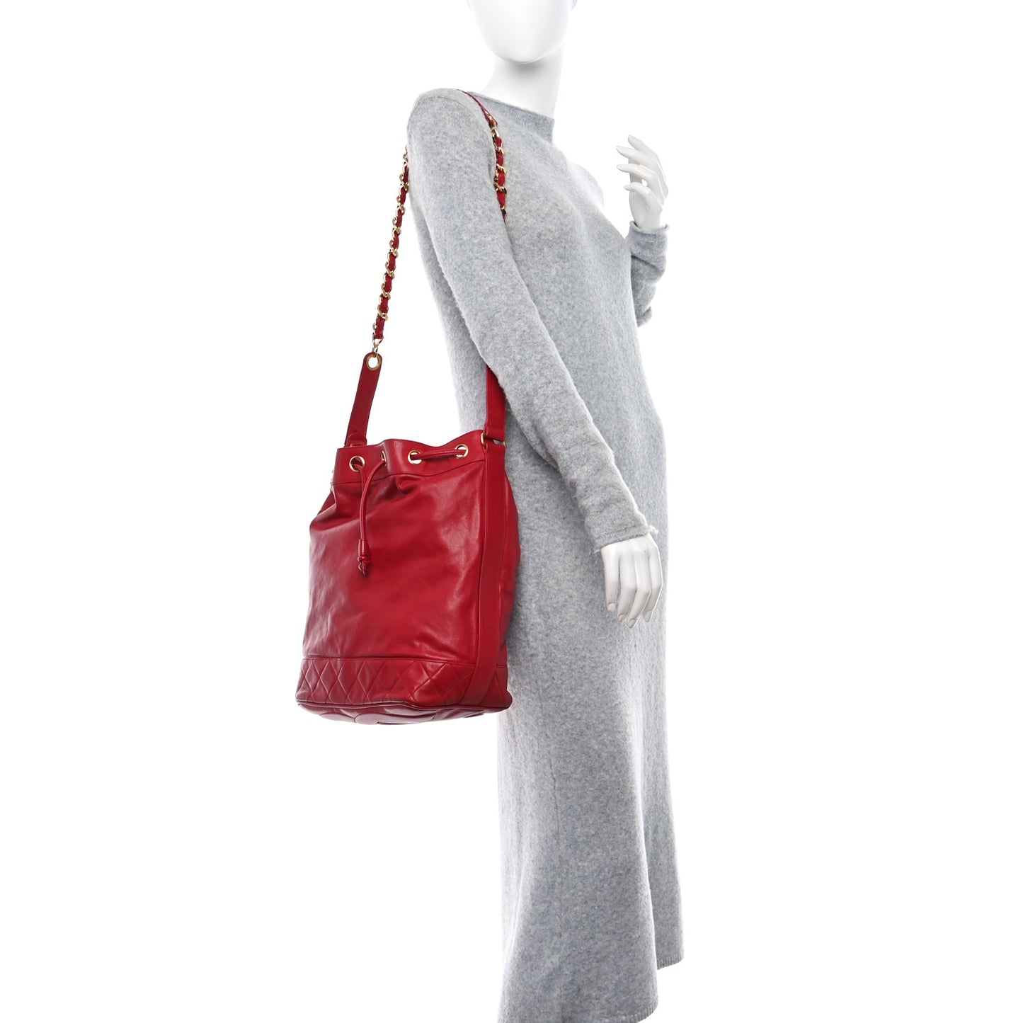 Lambskin CC Drawstring Shoulder Bag Red