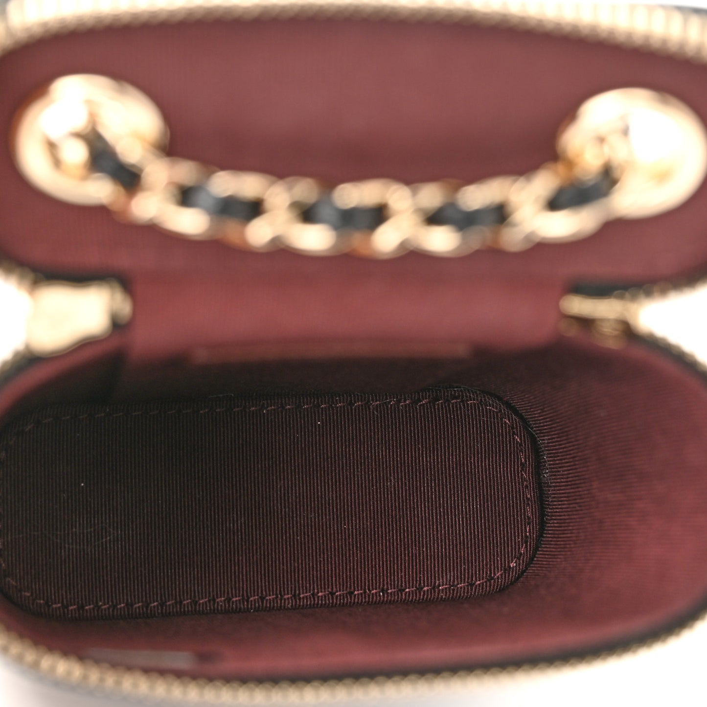 Caviar Quilted Small Vertical Coco Beauty Vanity Case With Chain Black